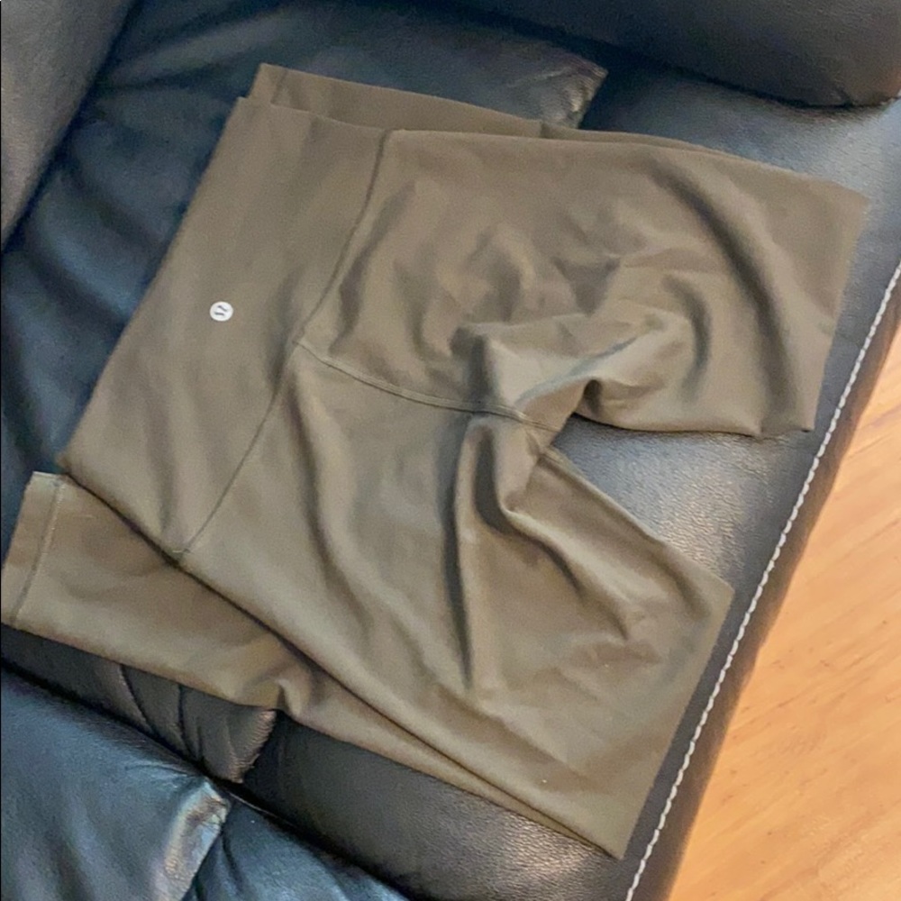 Lululemon Leggings size 6 dark olive